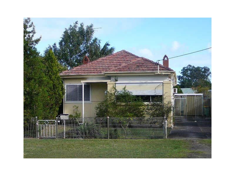 3 Myall St, Ettalong Beach NSW 2257