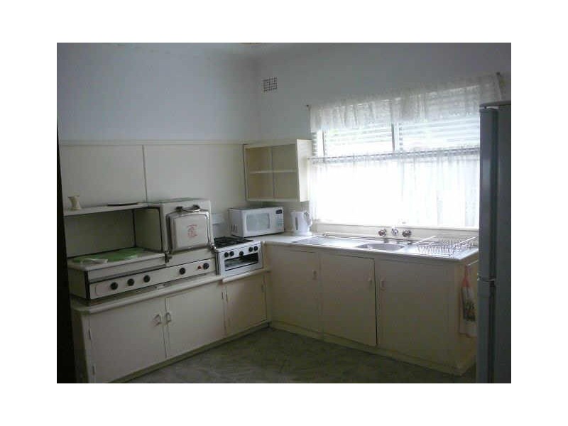3 Myall St, Ettalong Beach NSW 2257
