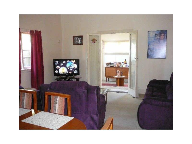 202 Memorial Ave, Ettalong Beach NSW 2257