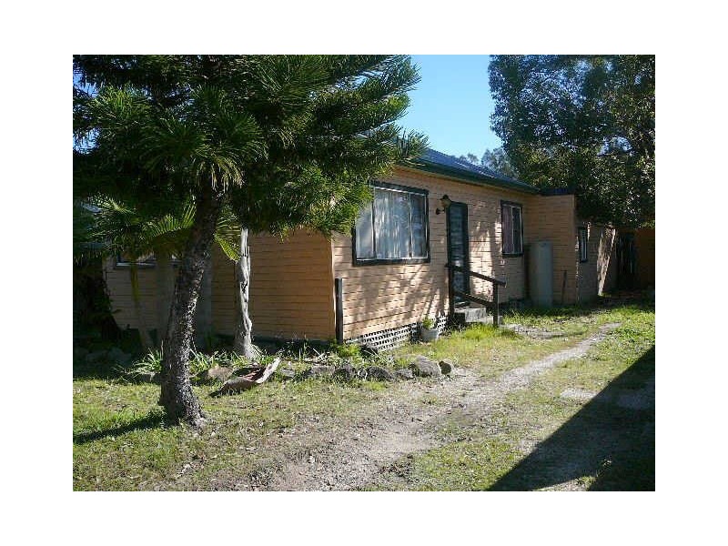 5 Gordon Rd, Empire Bay NSW 2257