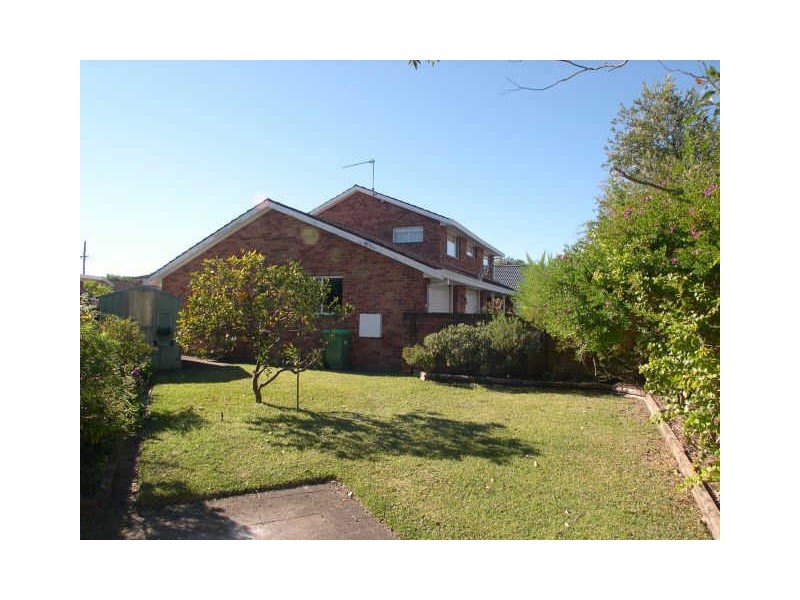 24 Rosewood Dr, Umina Beach NSW 2257