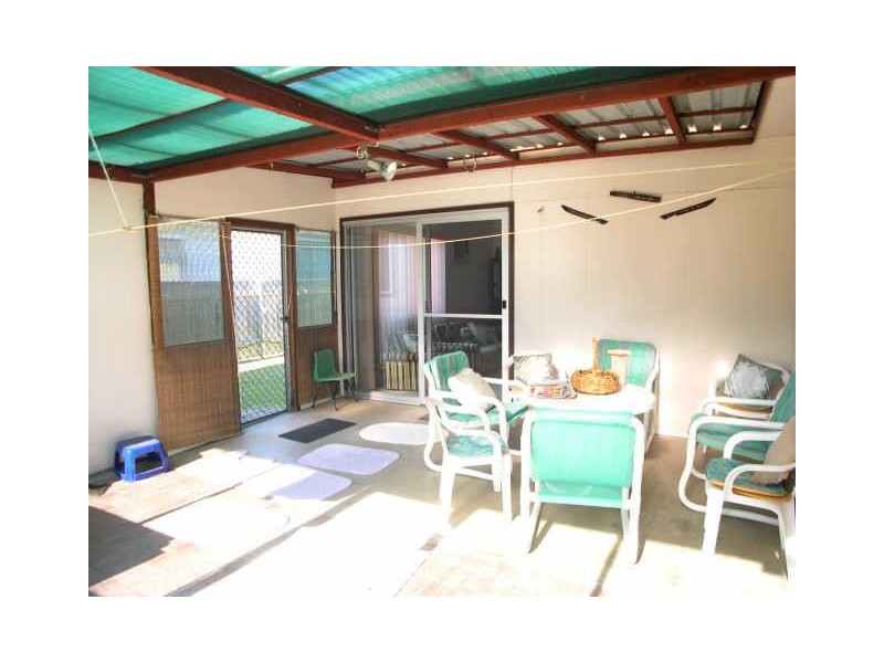 29 Mackenzie Ave, Woy Woy NSW 2256