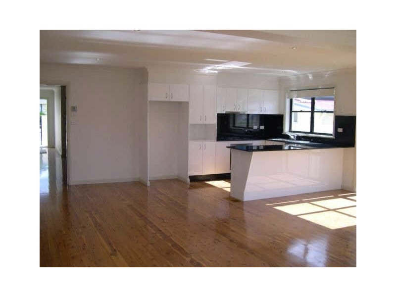 1/95 Barrenjoey Rd, Ettalong Beach NSW 2257