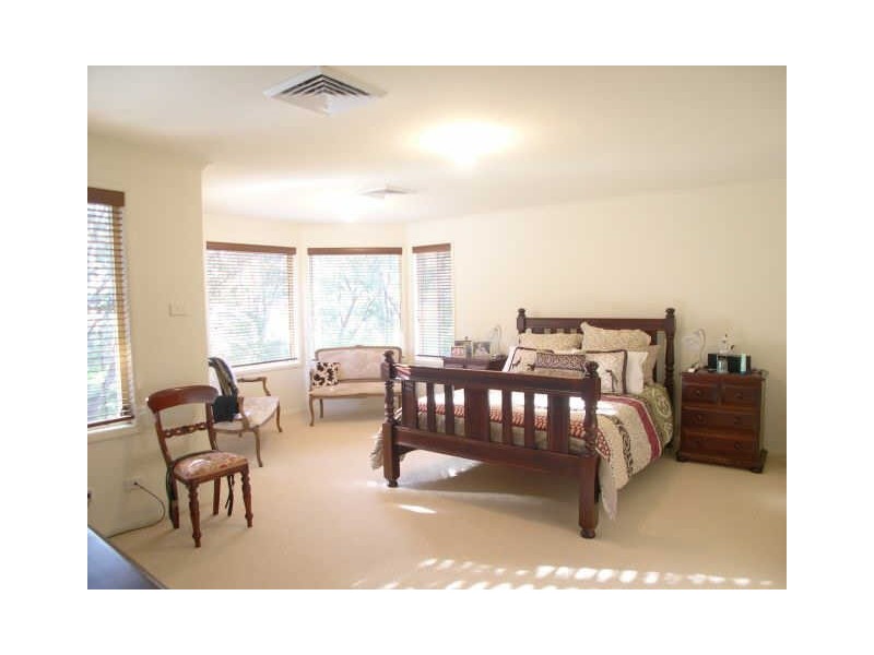 24 Janet Ave, Umina Beach NSW 2257