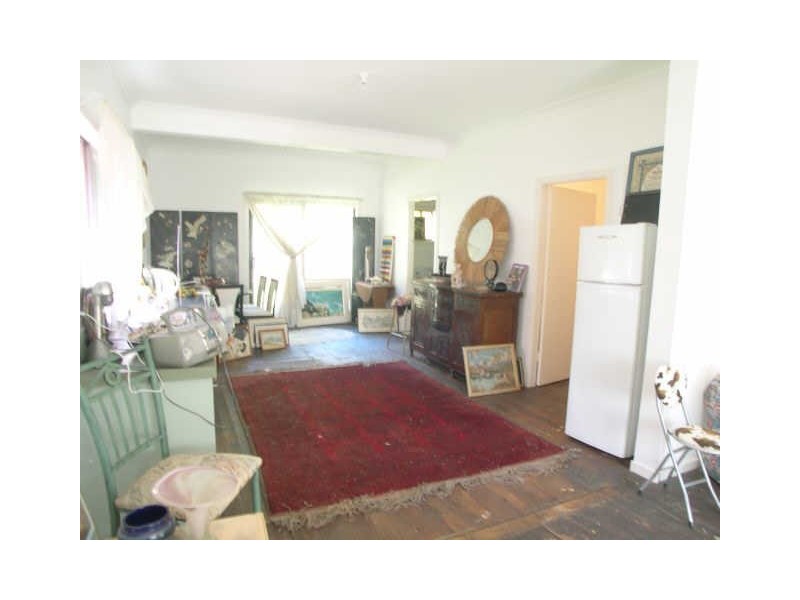 1 Oak Street, Blackwall NSW 2256