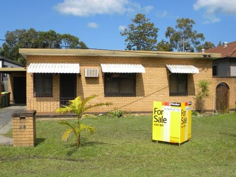 24 Greenfield Rd, Empire Bay NSW 2257