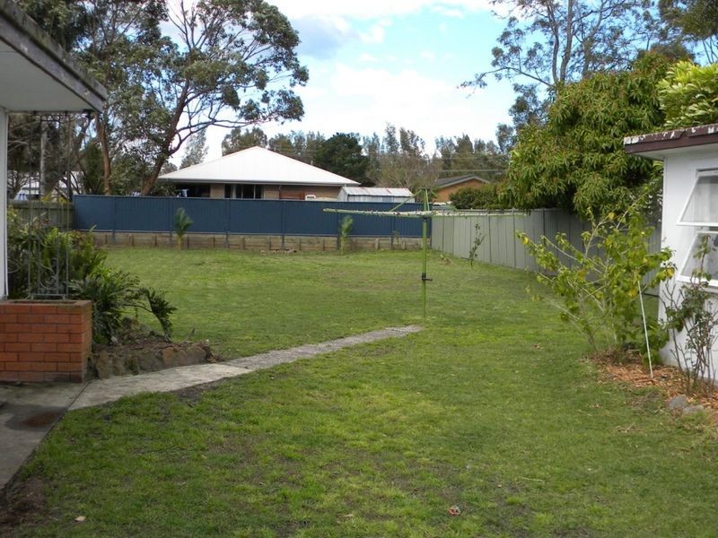 24 Greenfield Rd, Empire Bay NSW 2257