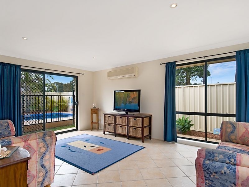 58 Cowper Rd, Umina Beach NSW 2257