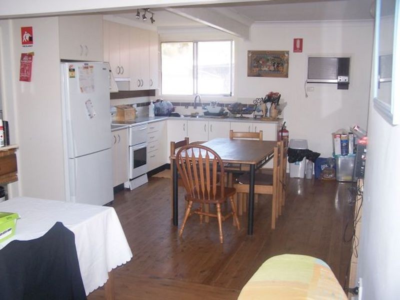 2 Harold St, Umina Beach NSW 2257