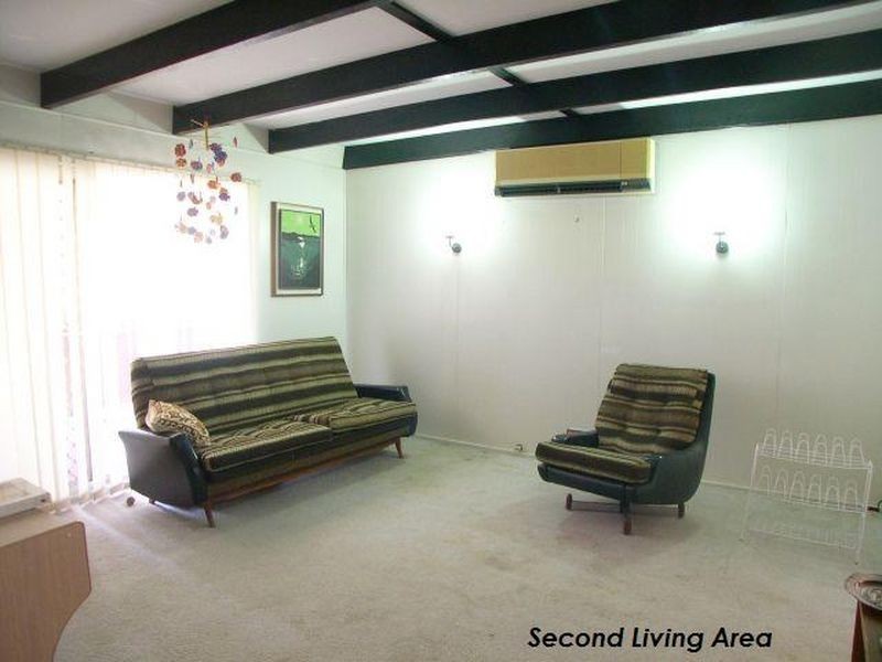 10 Erina Avenue, Woy Woy NSW 2256