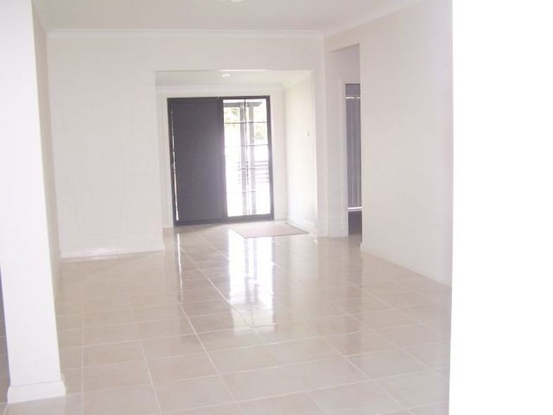 154 Trafalgar Ave, Umina Beach NSW 2257