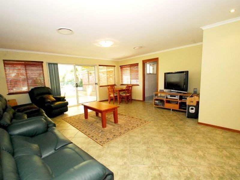 5 Haynes Avenue, Umina Beach NSW 2257