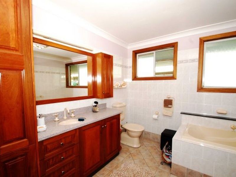 5 Haynes Avenue, Umina Beach NSW 2257