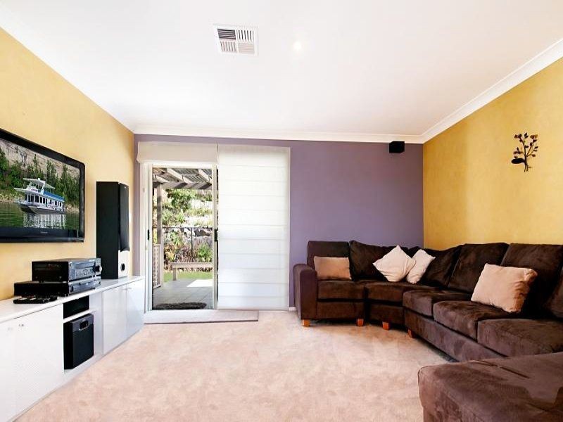 75 Kingsview Drive, Umina Beach NSW 2257