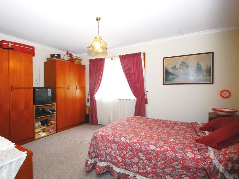 73 Hobart Avenue, Umina Beach NSW 2257