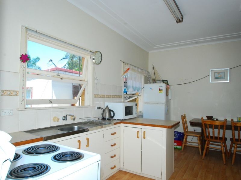 70 Glenn Street, Umina Beach NSW 2257