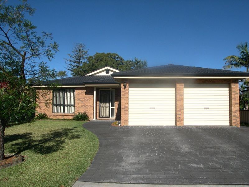 60 Gallipoli Ave, Woy Woy NSW 2256