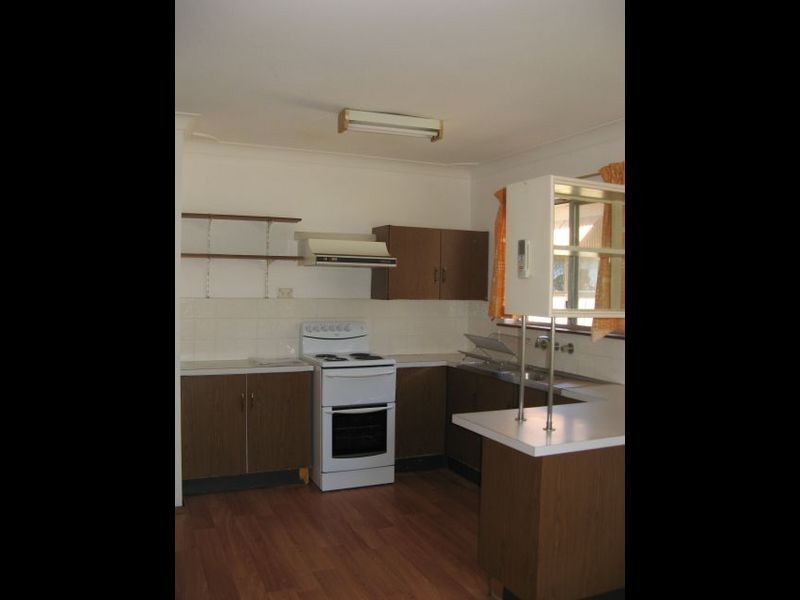 3 Inkerman Ave, Woy Woy NSW 2256