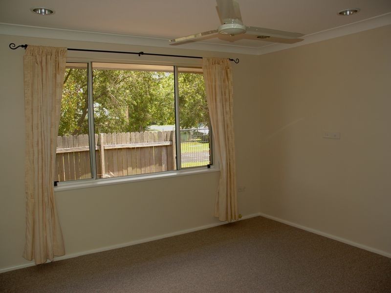 70 McEvoy Avenue, Umina Beach NSW 2257
