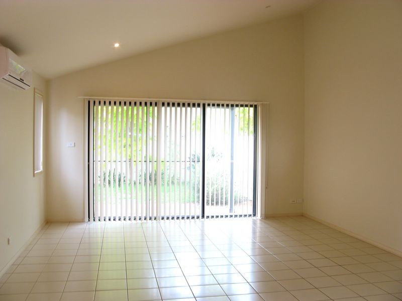 2/37 King St, Umina Beach NSW 2257