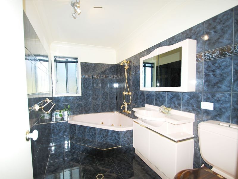 39 Greenhaven Dr, Umina Beach NSW 2257