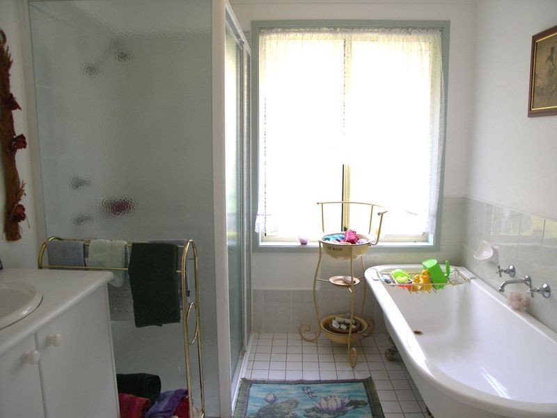 66 Greenfield Rd, Empire Bay NSW 2257