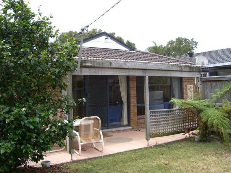77 Veron Rd, Umina Beach NSW 2257
