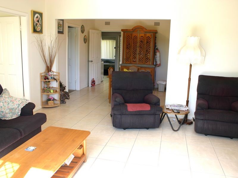 30 Orana St, Green Point NSW 2251