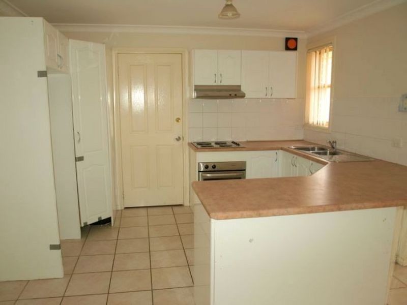 3/27 Waratah St, Woy Woy NSW 2256