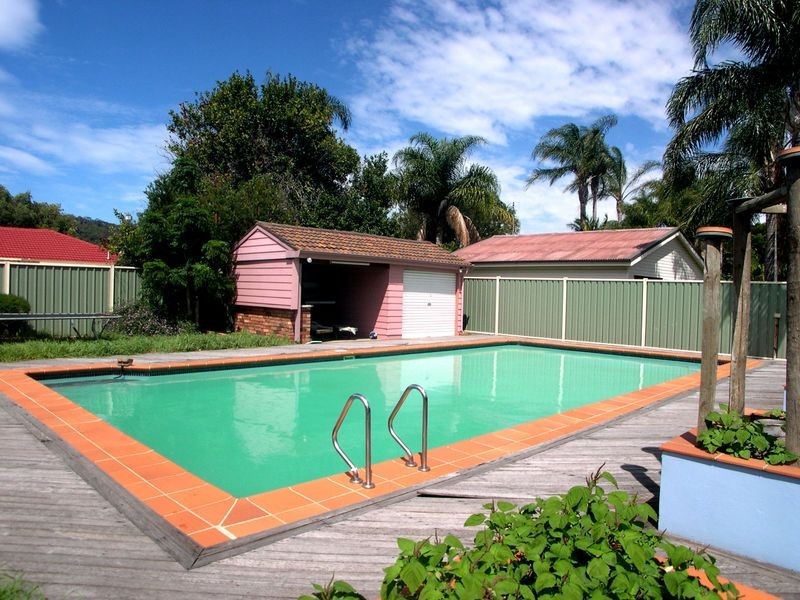 16 Attunga Cl, St Huberts Island NSW 2257