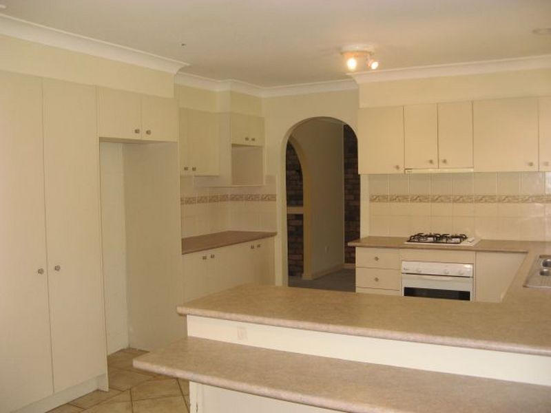 16 Attunga Cl, St Huberts Island NSW 2257