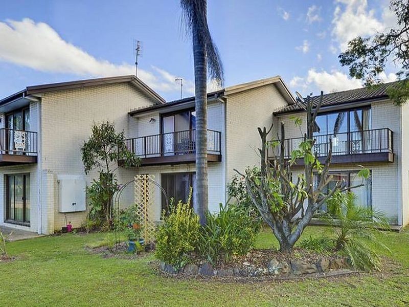 6/2 Dunban Rd, Woy Woy NSW 2256