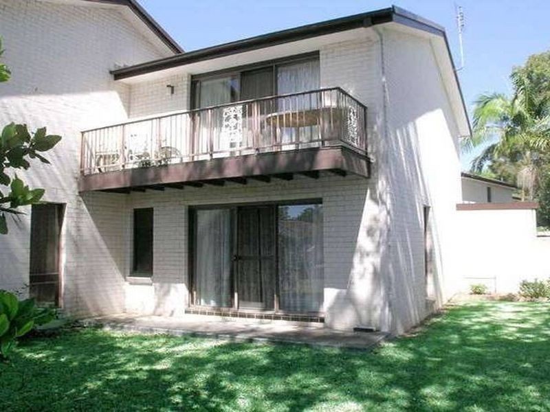 6/2 Dunban Rd, Woy Woy NSW 2256