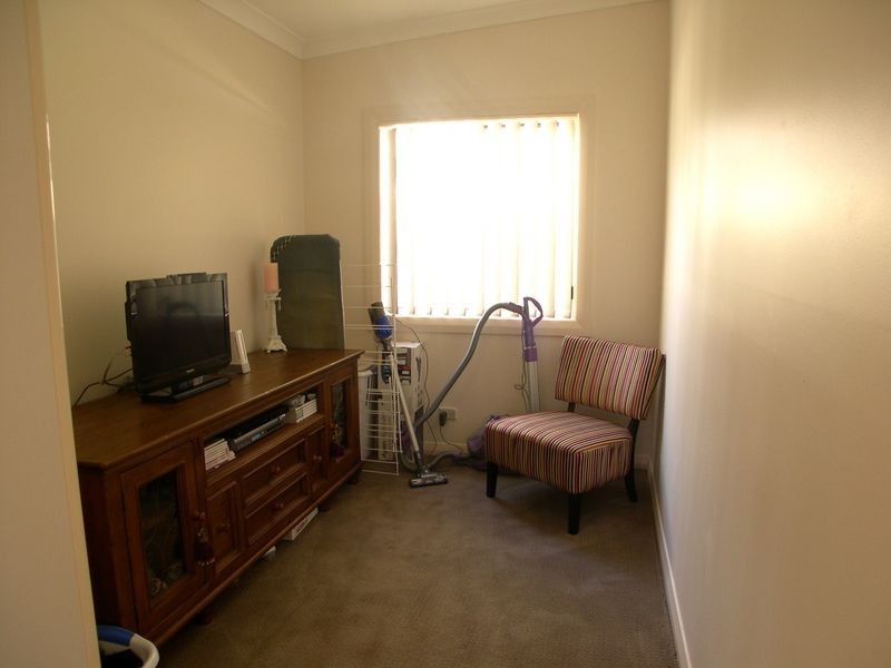 5 Inkerman Ave, Woy Woy NSW 2256