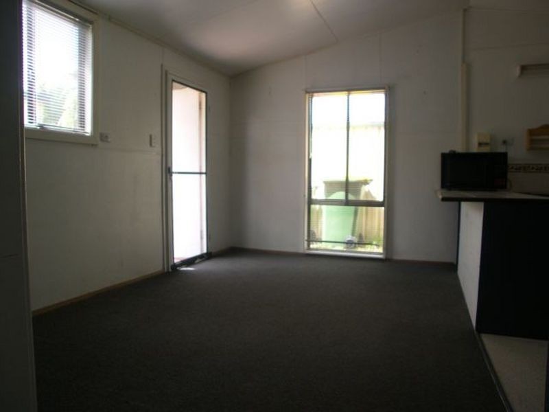 5 Inkerman Ave, Woy Woy NSW 2256