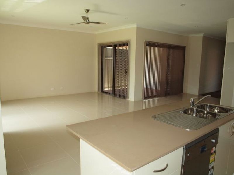 2/163 Booker Bay Rd, Booker Bay NSW 2257