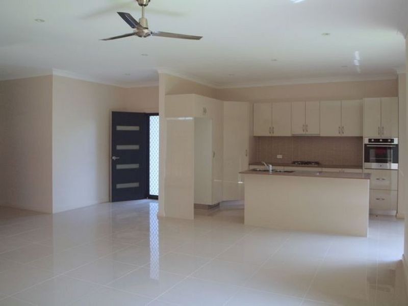 2/163 Booker Bay Rd, Booker Bay NSW 2257
