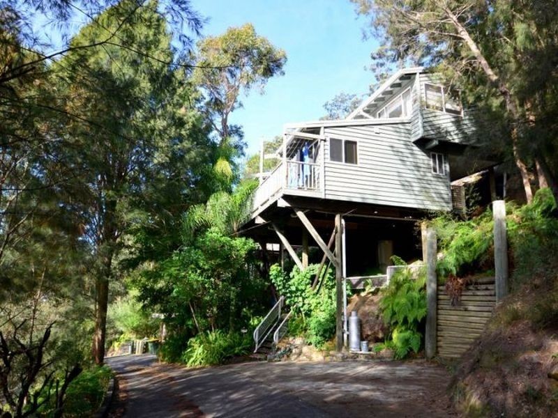 32 Sublime Point Ave, Tascott NSW 2250