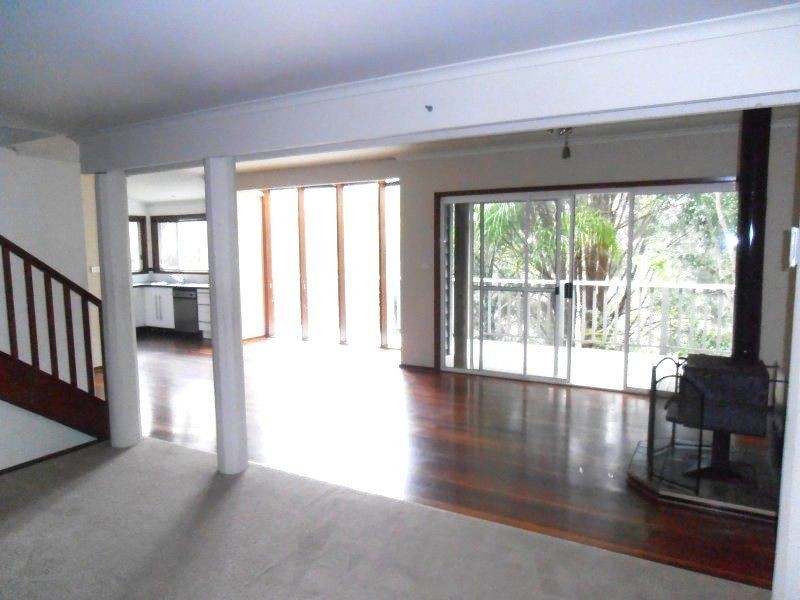 32 Sublime Point Ave, Tascott NSW 2250