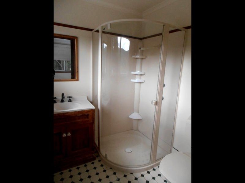 32 Sublime Point Ave, Tascott NSW 2250