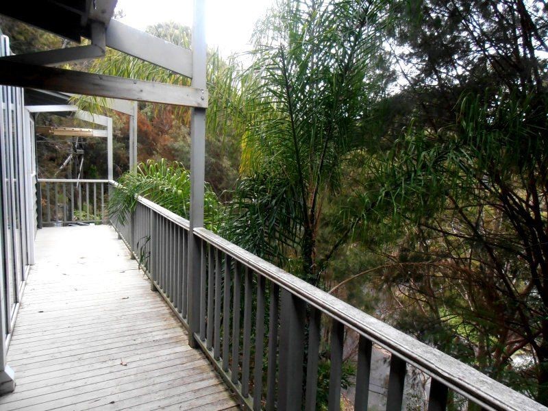 32 Sublime Point Ave, Tascott NSW 2250