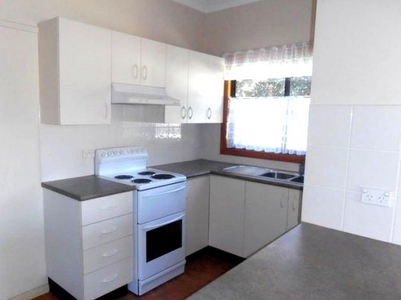 80 McMasters Rd, Woy Woy NSW 2256