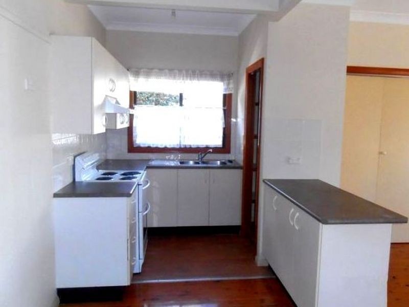 80 McMasters Rd, Woy Woy NSW 2256