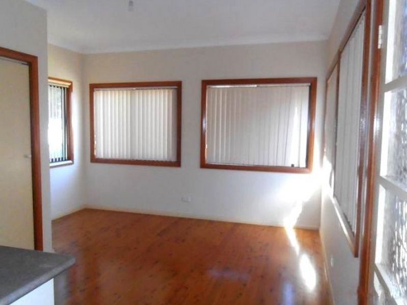 80 McMasters Rd, Woy Woy NSW 2256