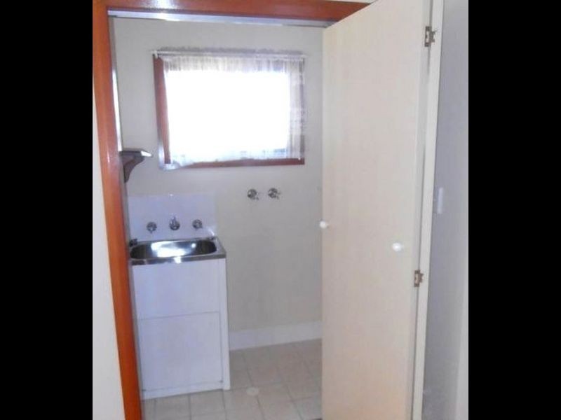 80 McMasters Rd, Woy Woy NSW 2256