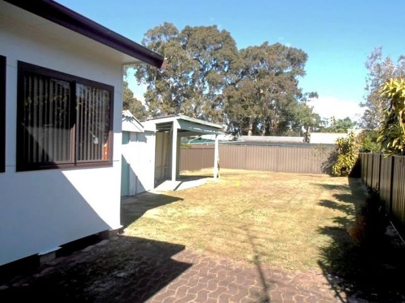 80 McMasters Rd, Woy Woy NSW 2256