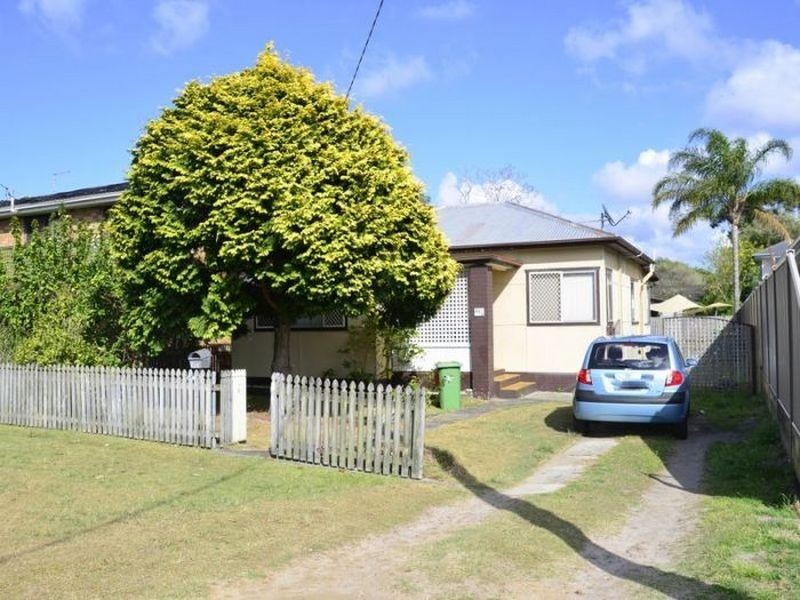 213 Burge Rd, Woy Woy NSW 2256