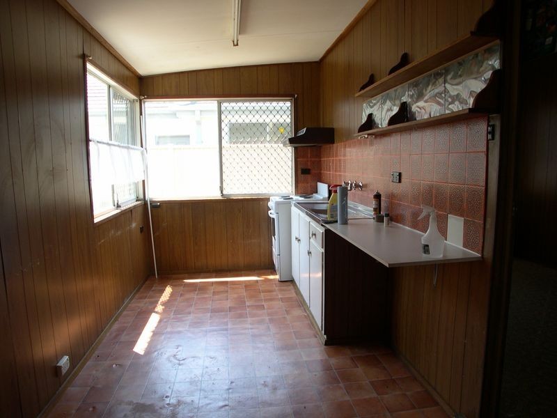 213 Burge Rd, Woy Woy NSW 2256