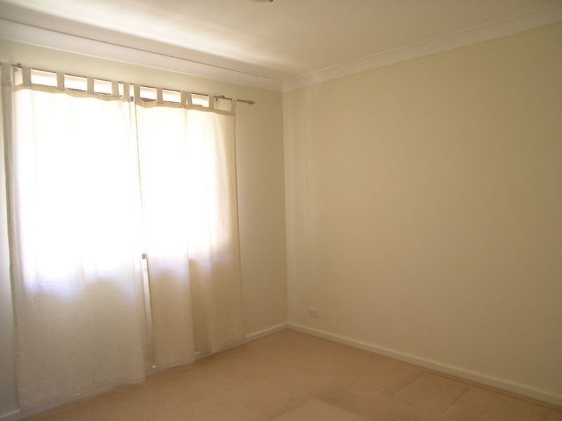 24 Honeysuckle St, Umina Beach NSW 2257