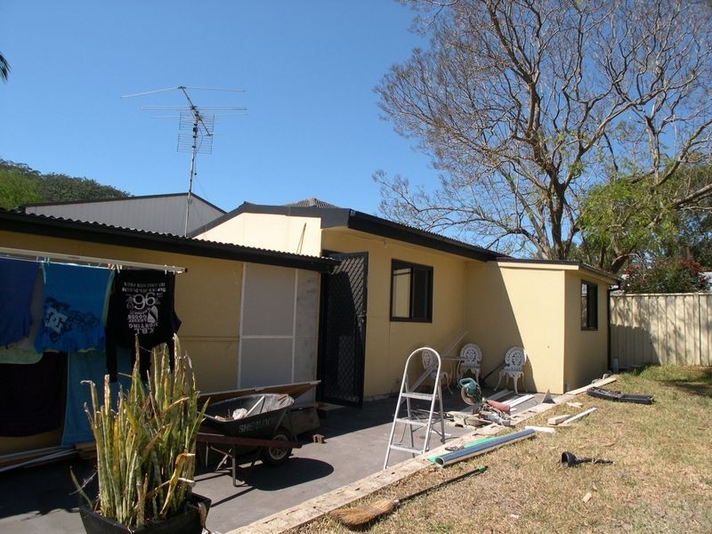 20 Warrigal St, Blackwall NSW 2256